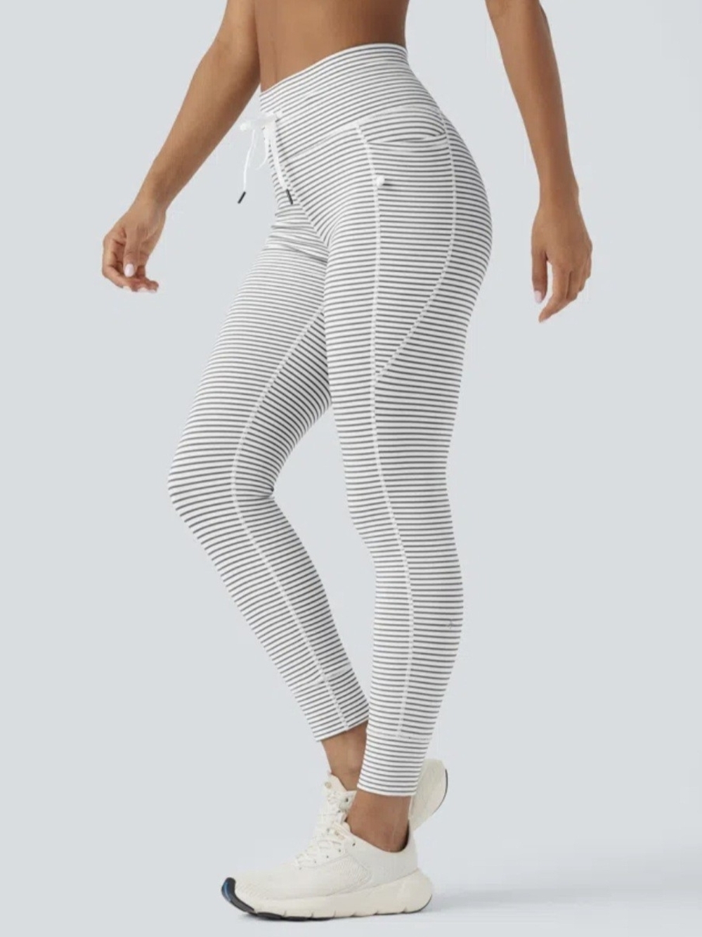 HALARA White and Black Striped High-Waist Leggings With Pockets